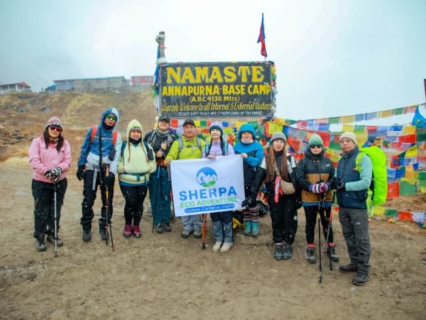 Annapurna Baescamp Trek Summit