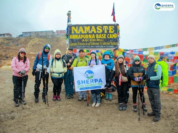 Sea Annapurna Baescamp Trek Summit